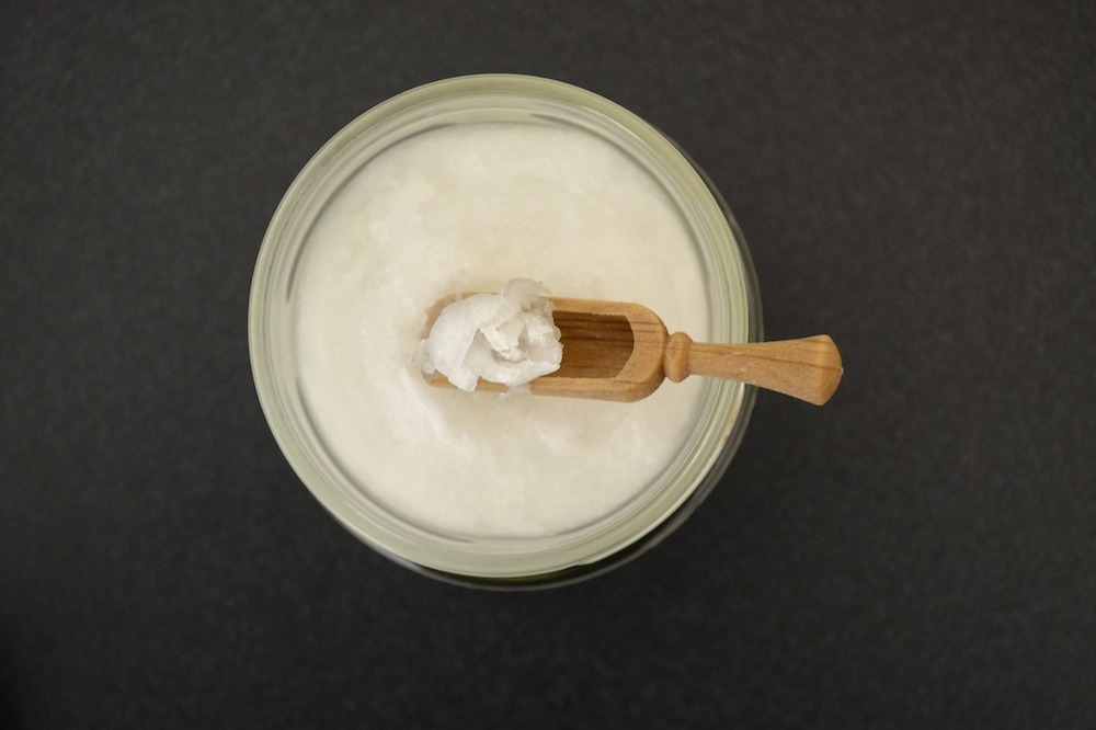 14 foods that are good for your skin - coconut oil
