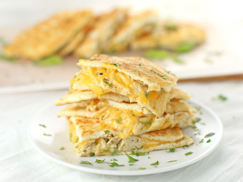Easy Keto Meals: Low carb chicken and cheese quesadilla